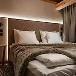 Vaattunki Wilderness Lodge Ροβανιέμι